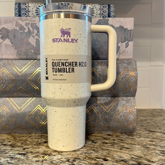 Stanley Other - 40oz Stanley The Flowstate Quencher H2.0 Tumbler - Cream Speckle NWT